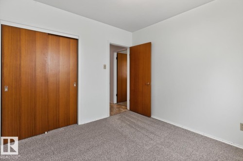 12424 77 St Nw, Edmonton, AB 