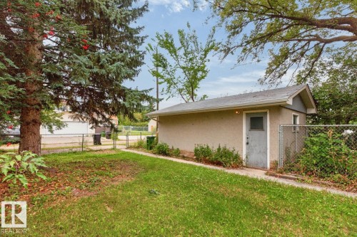 12424 77 St Nw, Edmonton, AB 