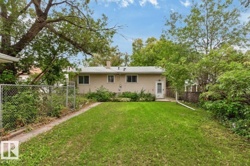 12424 77 St Nw, Edmonton, AB 