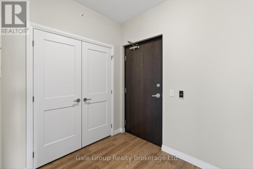 301 - 785 SOUTHWOOD WAY , Woodstock (Woodstock - South), Ontario N4V 1G5 2