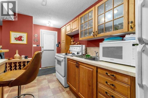 46 Meadowview Close, Sylvan Lake, AB 
