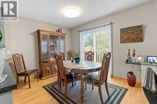 46 Meadowview Close, Sylvan Lake, AB 