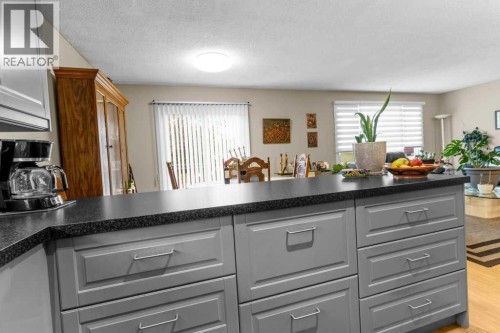 46 Meadowview Close, Sylvan Lake, AB 