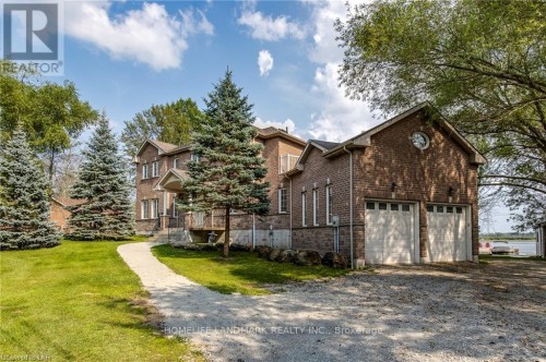 3213 QUIET WATERS LANE  Severn, ON L0K 2C0