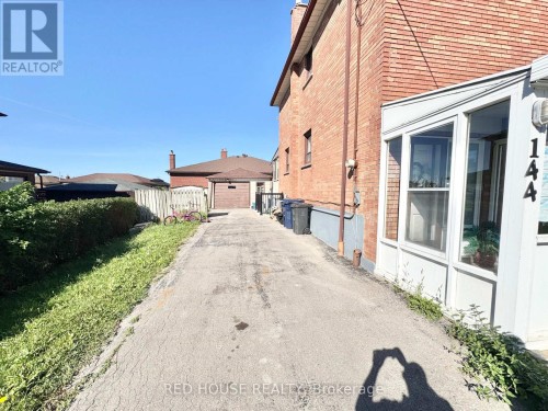 BASEMENT - 144 LAURA ROAD , Toronto, Ontario M3N 2A2 2