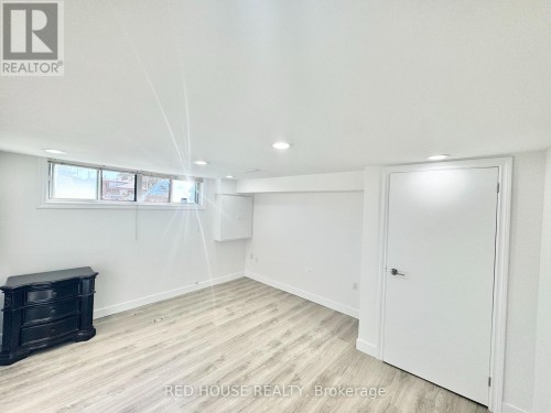 BASEMENT - 144 LAURA ROAD , Toronto, Ontario M3N 2A2 5