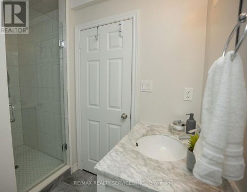 3469 Caplan Crescent, Burlington, ON 