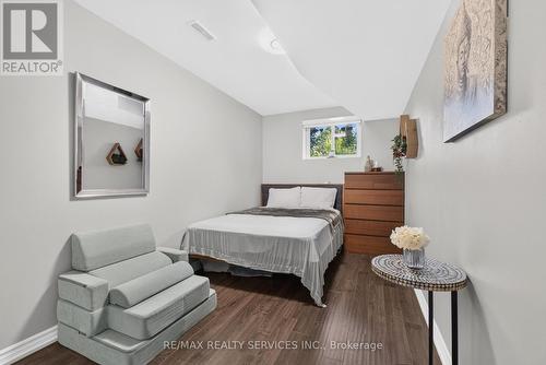 3469 Caplan Crescent, Burlington, ON 