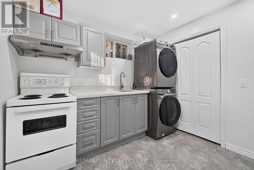 3469 Caplan Crescent, Burlington, ON 