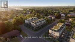 4 - 35 DERVOCK CRESCENT Toronto, ON M2K 0G7