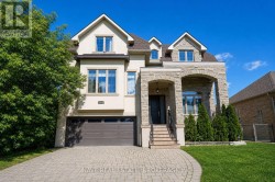 136 HOMEWOOD AVENUE Toronto, ON M2M 1K3