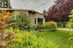 1415 Chardie Place SW  Calgary, AB T2V 2T7