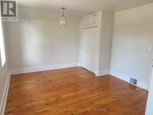 18 Wilton Crescent, Ottawa, ON 
