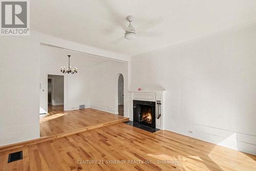18 Wilton Crescent, Ottawa, ON 
