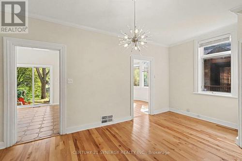 18 Wilton Crescent, Ottawa, ON 