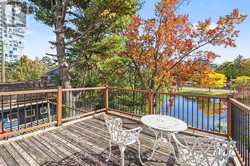 18 Wilton Crescent, Ottawa, ON 