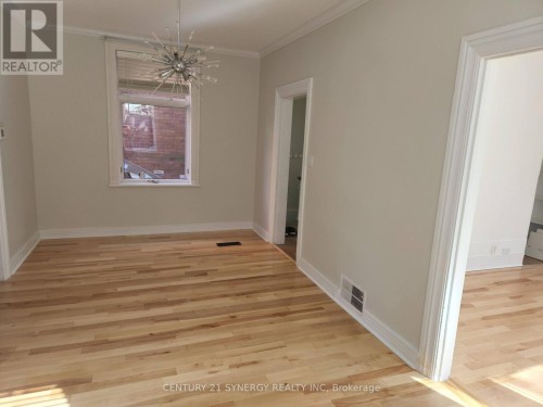 18 Wilton Crescent, Ottawa, ON 