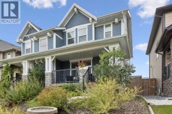33 Legacy Gate SE  Calgary, AB T2X 0W3