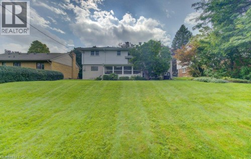 204 Stanley Drive, Waterloo, ON 