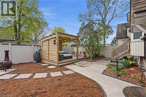 230 Beach Boulevard, Hamilton, ON 