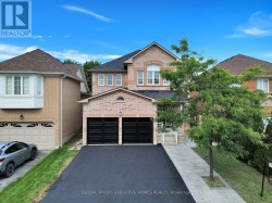 122 PAPPAIN CRESCENT Brampton, ON L7A 3J7