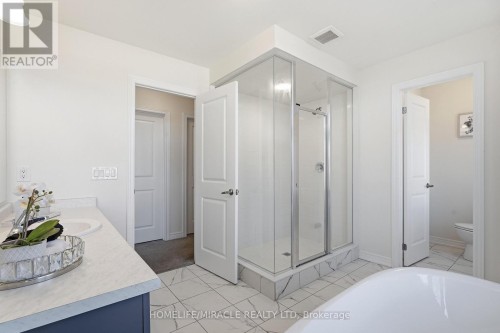 171 Broadacre Drive, Kitchener, ON 