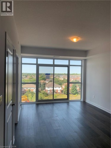 450 DUNDAS Street E Unit# 703 , Hamilton, Ontario L0R 2H4 4