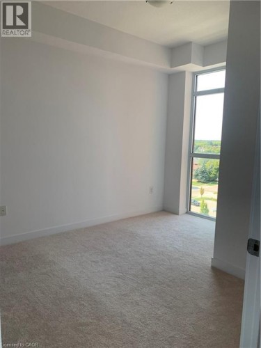 450 DUNDAS Street E Unit# 703 , Hamilton, Ontario L0R 2H4 5