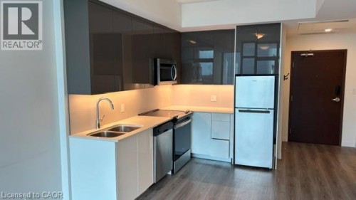 60 FREDERICK Street Unit# 1013 , Kitchener, Ontario N2H 0C7 2