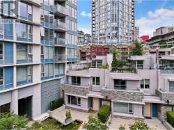 221 188 KEEFER PLACE  Vancouver, BC V6B 0J1