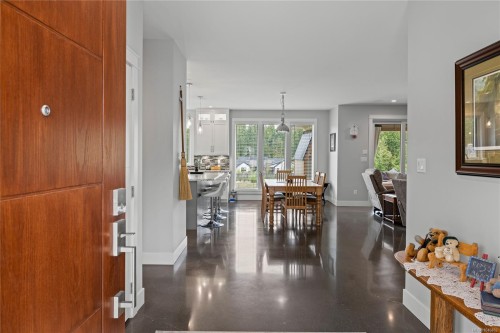 1100 Alpine View Pl, Coombs, BC 