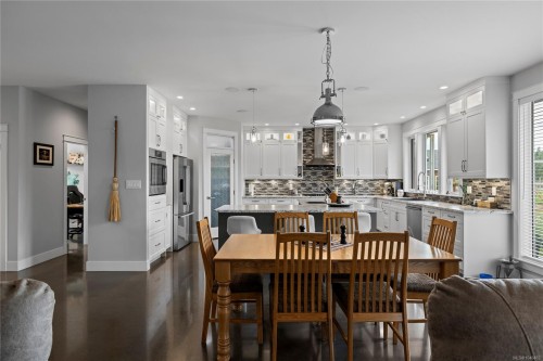 1100 Alpine View Pl, Coombs, BC 