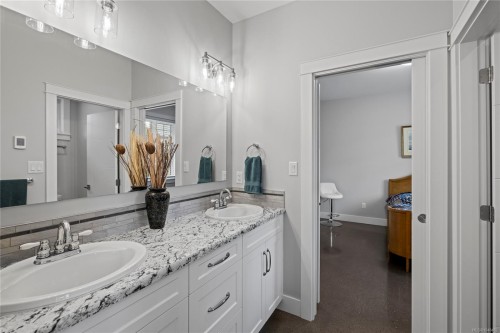 1100 Alpine View Pl, Coombs, BC 