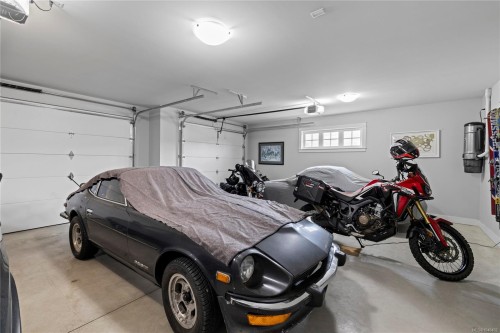 1100 Alpine View Pl, Coombs, BC 