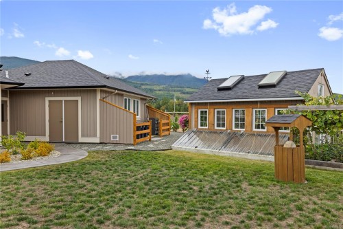 1100 Alpine View Pl, Coombs, BC 
