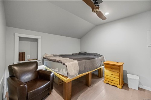 1100 Alpine View Pl, Coombs, BC 