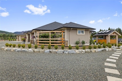 1100 Alpine View Pl, Coombs, BC 