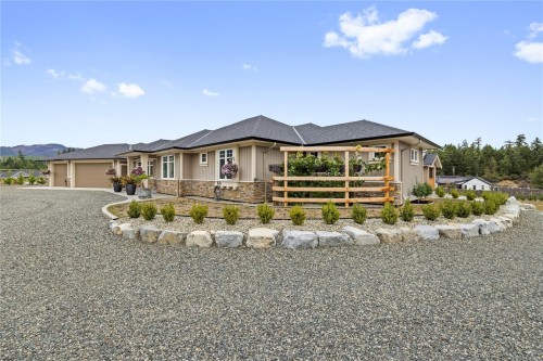 1100 Alpine View Pl, Coombs, BC 