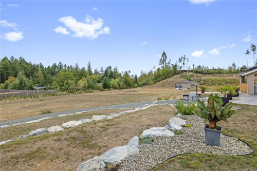 1100 Alpine View Pl, Coombs, BC 