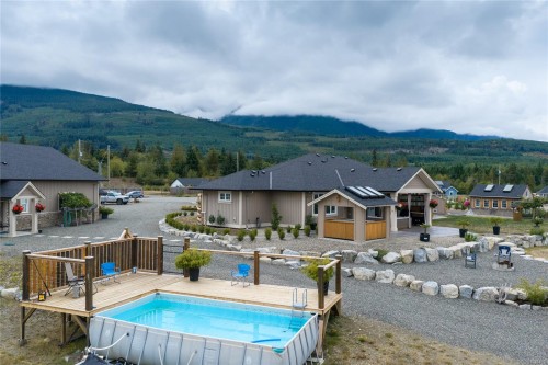 1100 Alpine View Pl, Coombs, BC 