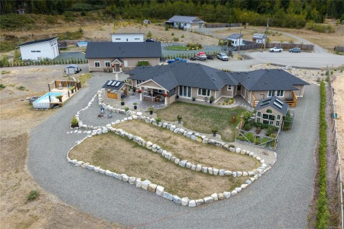 1100 Alpine View Pl, Coombs, BC 