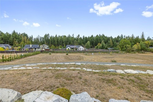 1100 Alpine View Pl, Coombs, BC 