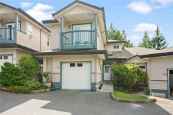 #25-4525 Wilkinson Rd Saanich, BC V8Z 5C3