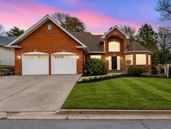 19 Quinn Court Bedford, NS B4A 4B3