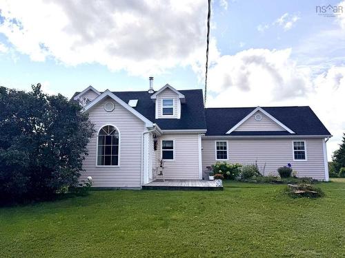 342 NS-337  Antigonish, NS B2G 2L2
