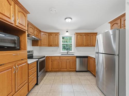 75 Lawrence Road, Windermere, NS 