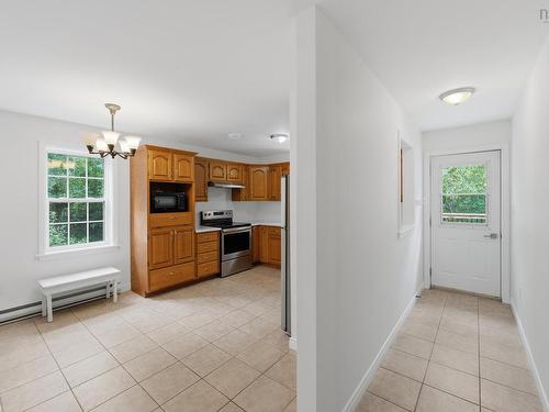 75 Lawrence Road, Windermere, NS 