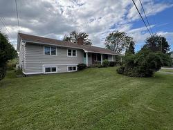 48 Chelsea Court  New Glasgow, NS B2H 1V4