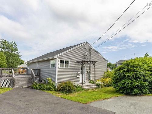 201 Melrose Avenue, Halifax, NS 