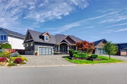 808 Timberline Dr Campbell River, BC V9H 0C8